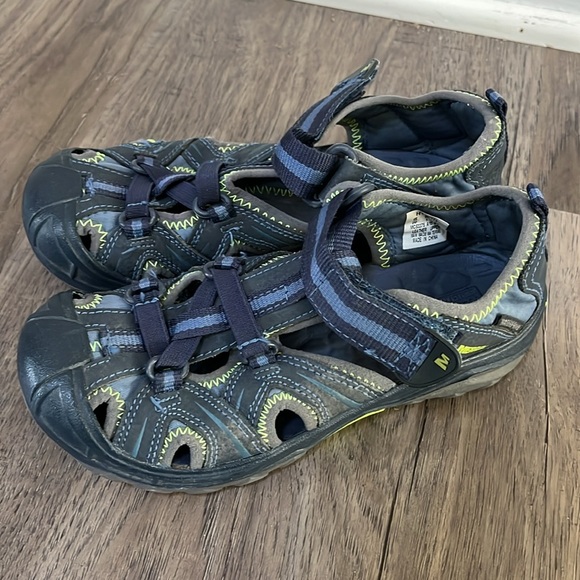 Merrell Hydro Hiker Sandal Size 2M - Picture 10 of 14